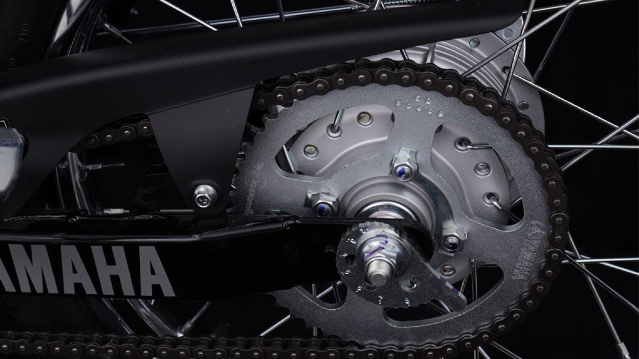 YAMAHA-XTZ-BLACK-DETAIL8175 (1)